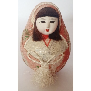 Japans vintage Daruma Dharma girl doll
